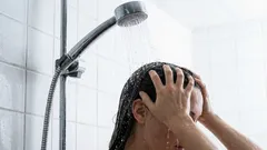 Porque é que cada vez mais pessoas deixam de tomar banho? Um especialista explica se isso é útil